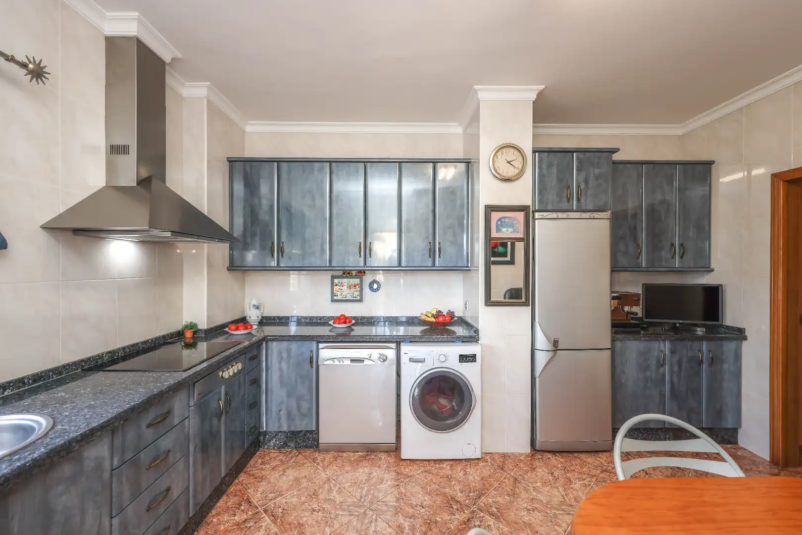 Kitchen of Houses for sale in Monda  with Air Conditioner, Private garden and Storage room