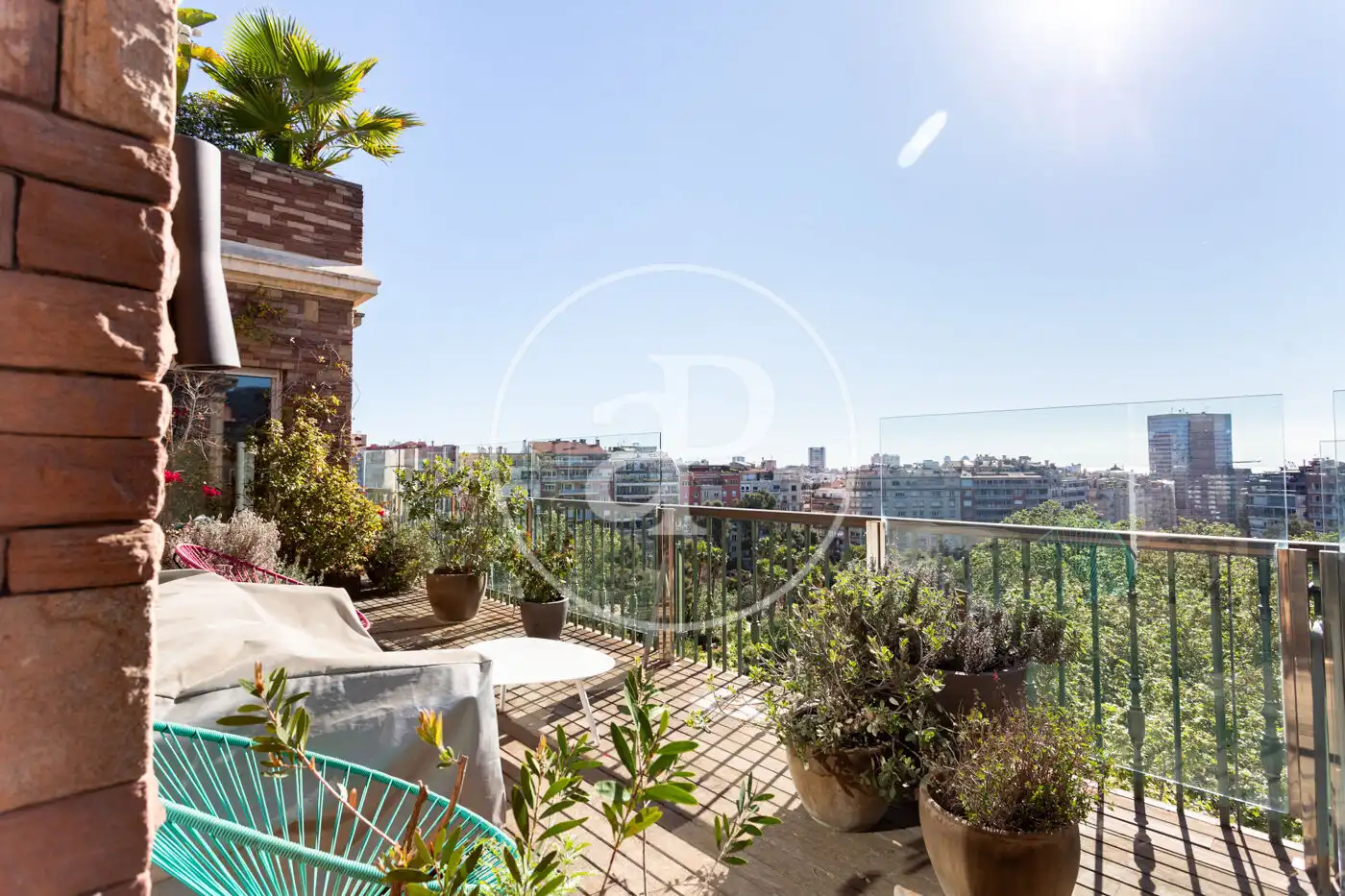 Terrasse von Dachboden zur Miete in Barcelona mit Klimaanlage, Heizung und Terrasse