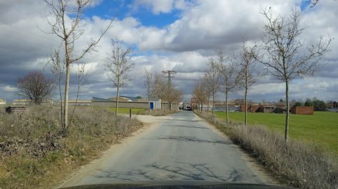 FINCA RUSTICA JUNTO AL PUEBLO