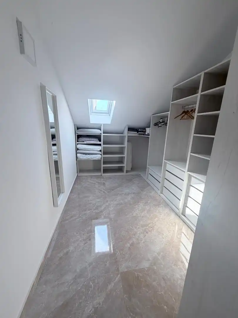 Dormitori de Dúplex de lloguer en Seseña amb Aire condicionat, Calefacció i Jardí privat
