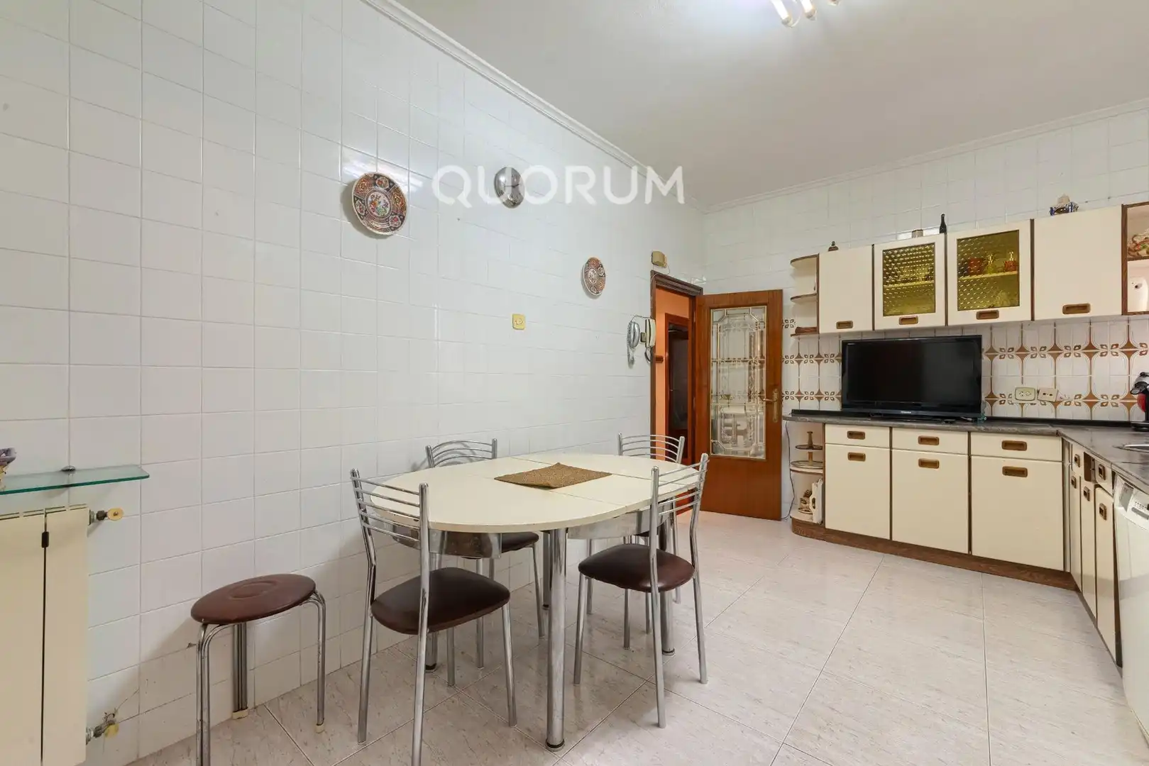 Cuina de Pis en venda en Basauri  amb Calefacció i Parquet