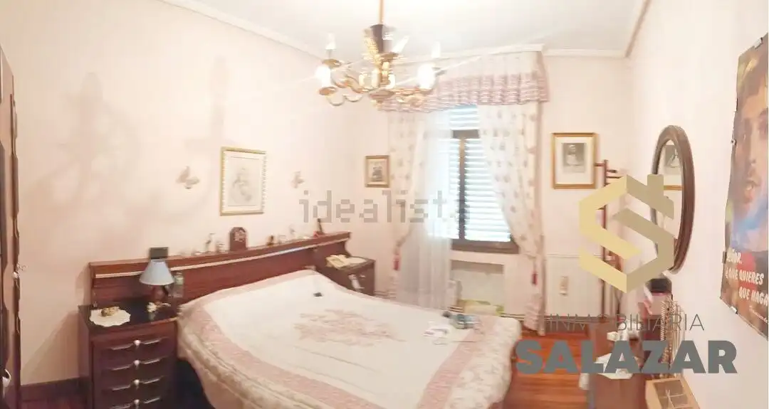 Habitación de Piso en venta en Bilbao  con Calefacción y Trastero
