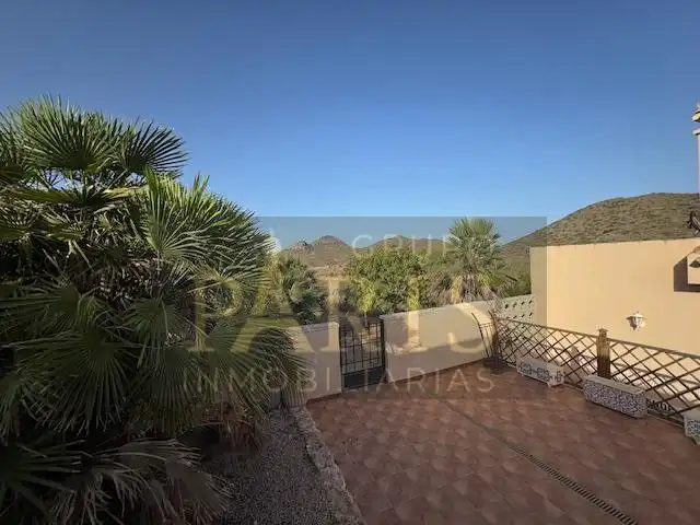 Vista exterior de Casa o xalet en venda en Cartagena amb Moblat