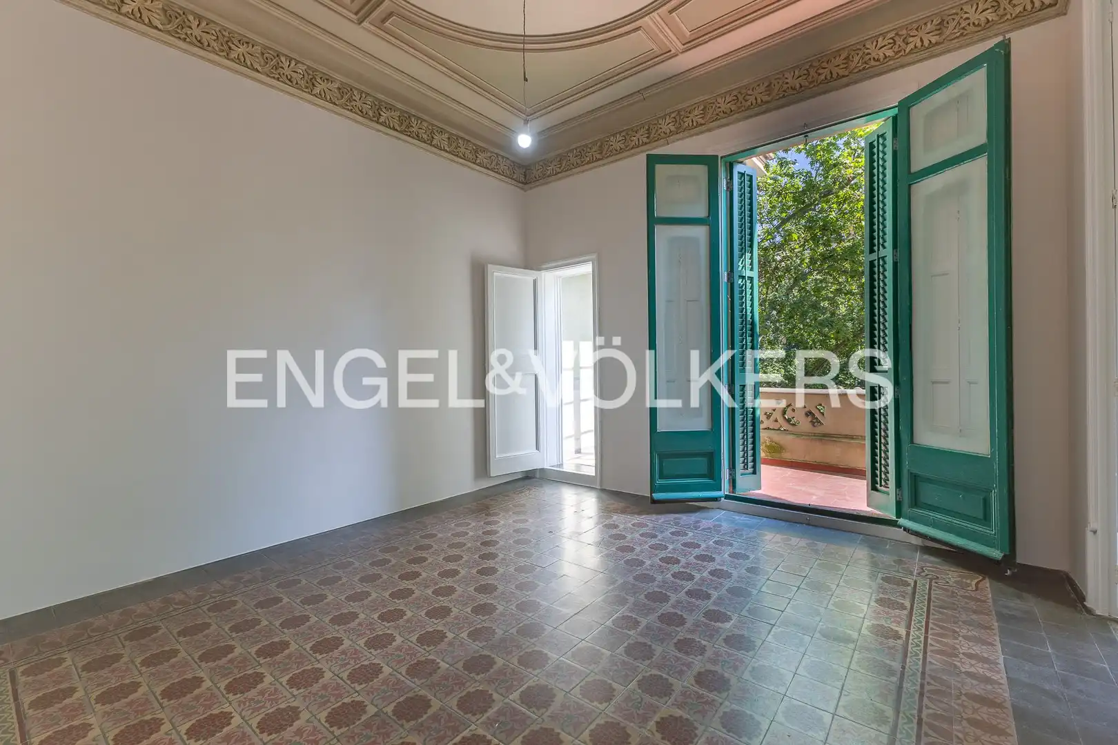 Appartamento con terrazza in vendita a Passeig de Sant Joan