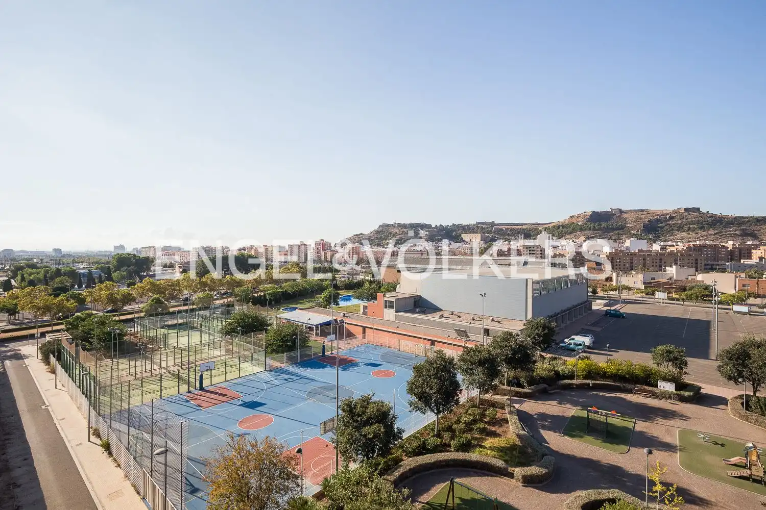 Vista exterior de Ático de alquiler en Sagunto / Sagunt con Aire acondicionado, Calefacción y Terraza