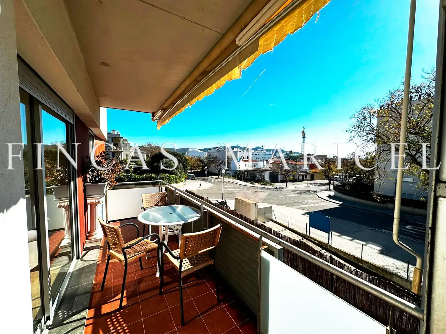 Außenansicht von Wohnung zum Verkauf in Sitges mit Heizung und Terrasse