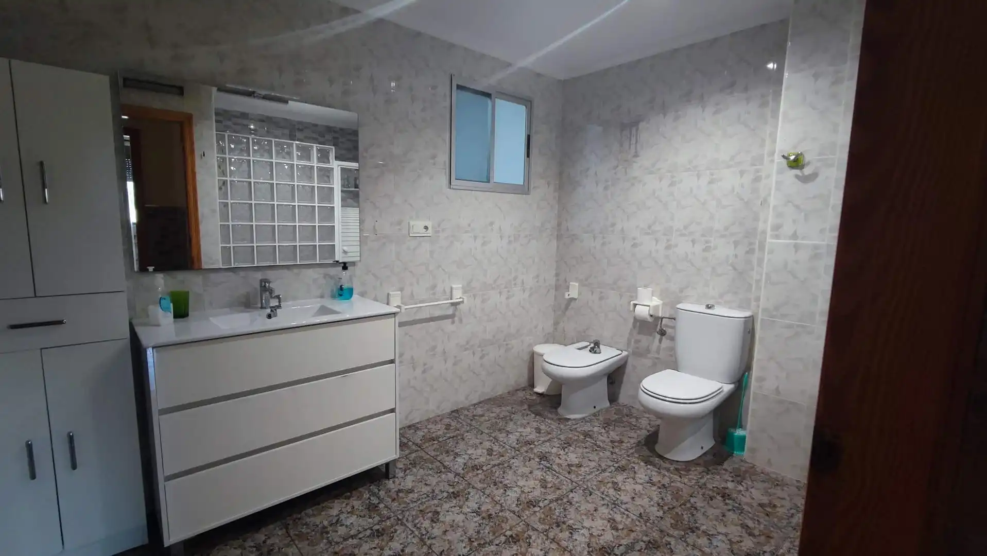 Baño de Finca rústica en venta en Elche / Elx con Aire acondicionado, Terraza y Trastero
