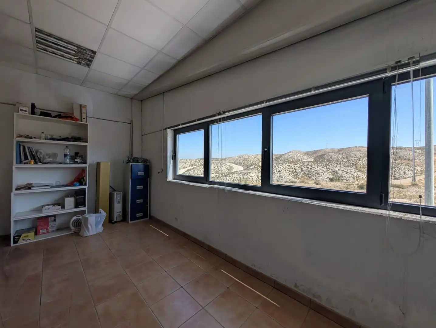 Nave industrial en venta en Cuarte de Huerva