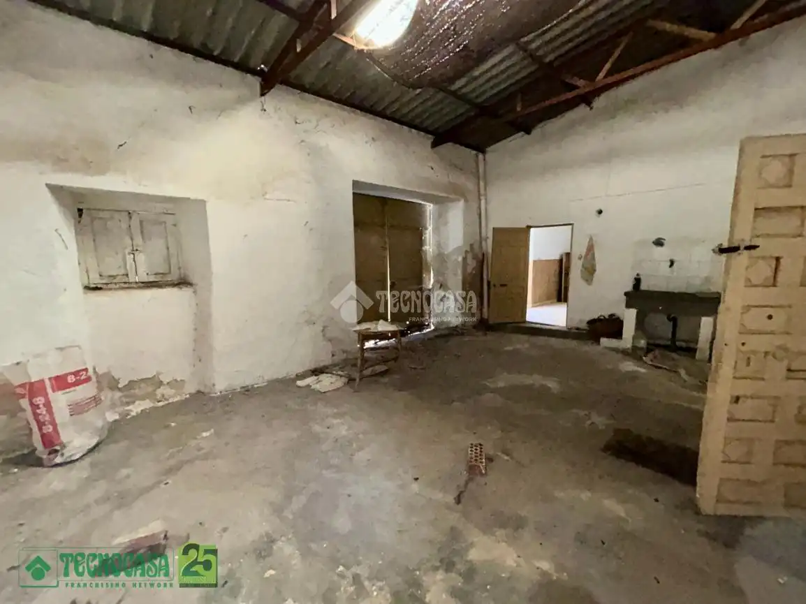 Casa adosada en venta en Dosbarrios