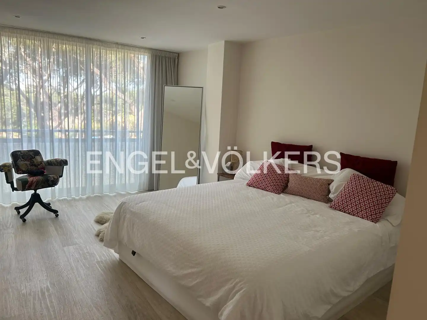 Schlafzimmer von Wohnung zur Miete in Gavà mit Klimaanlage, Heizung und Schwimmbad