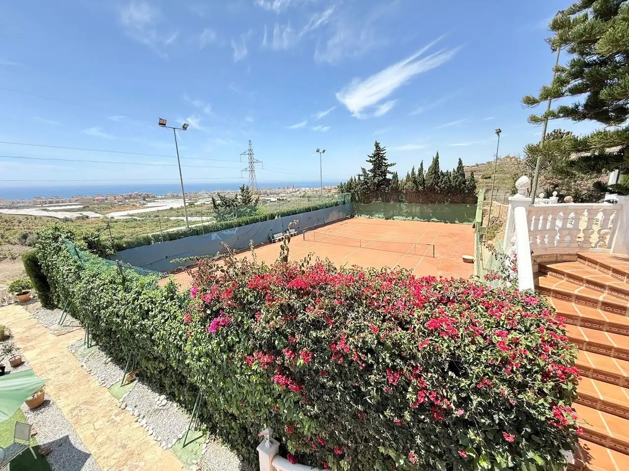 Terrassa de Casa o xalet en venda en Torrox amb Aire condicionat, Calefacció i Jardí privat