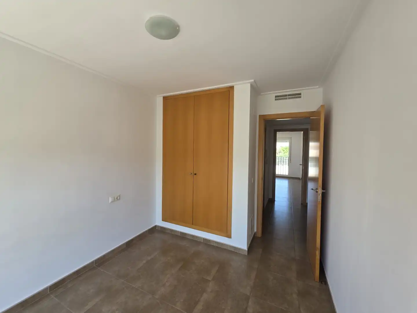 Casa adosada en venda en Llanera de Ranes amb Traster