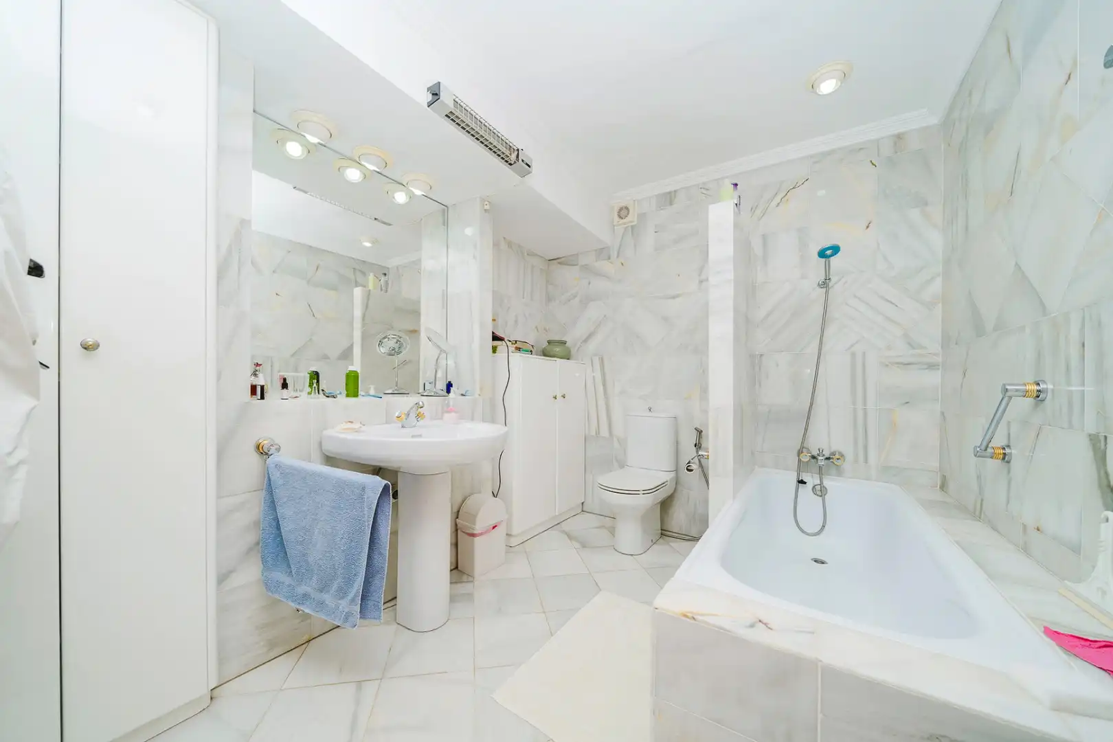 Bathroom of Houses for sale in La Manga del Mar Menor  with Air Conditioner and Terrace