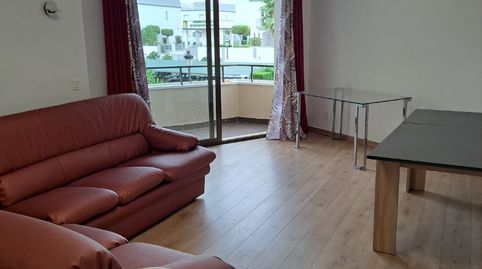 Foto 5 de Piso en venta en Avenida del Coral, 42, Nueva Atalaya, Estepona