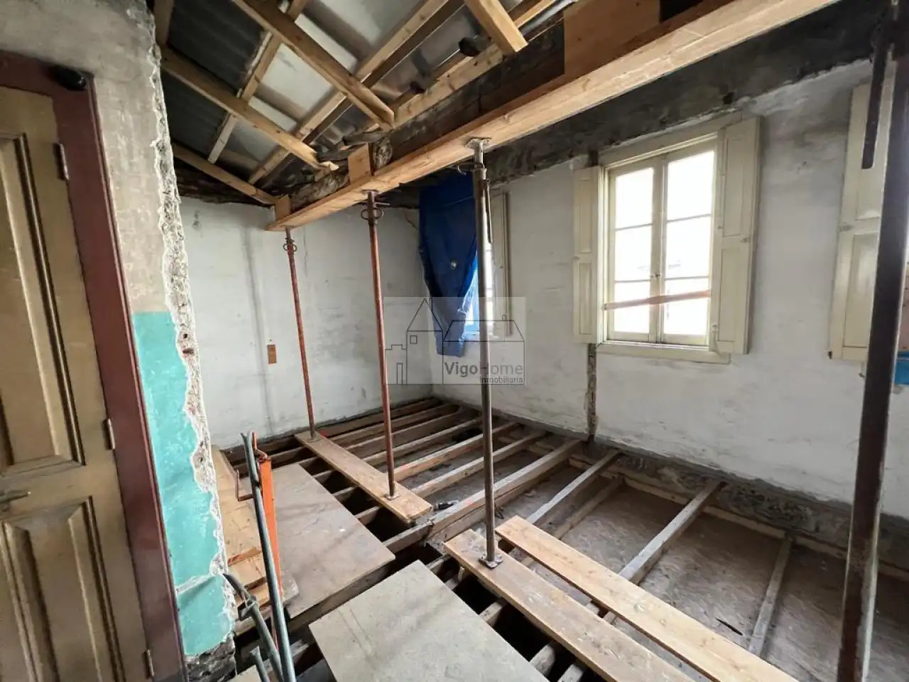Attic for sale in Vigo   with Heating