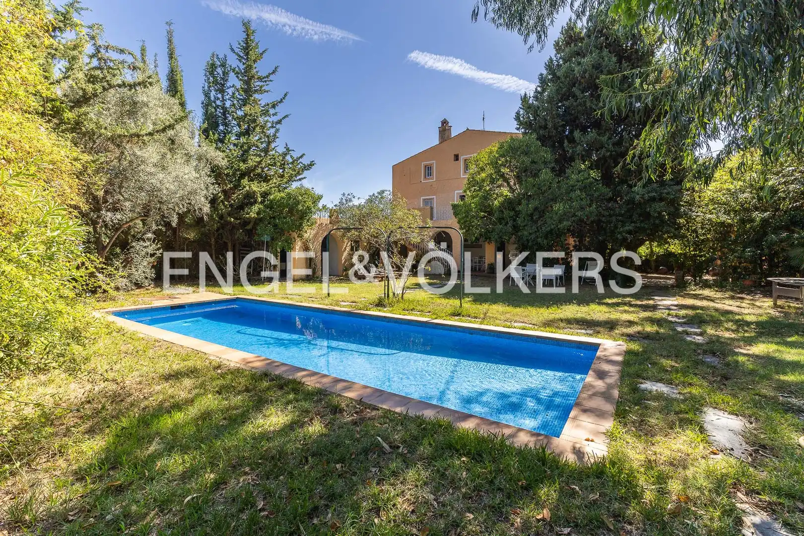 Piscina de Casa o xalet en venda en Sant Andreu de Llavaneres amb Calefacció, Jardí privat i Terrassa