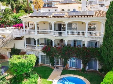 Maison avec balcon à vendre à Callizo CENTAURO DE RIVIERA