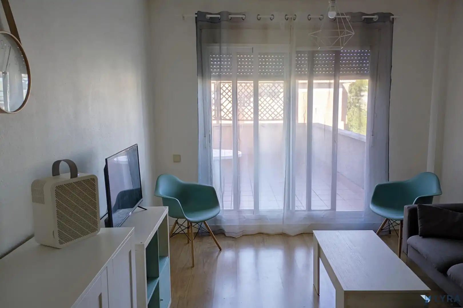 Sala de estar de Piso en venta en Tomares con Aire acondicionado, Parquet y Terraza