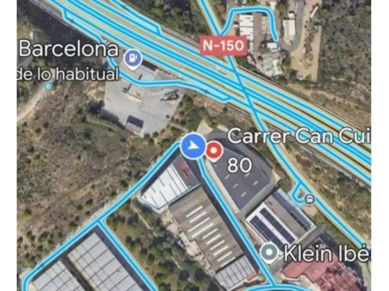 Außenansicht von Fabrikhallen zum Verkauf in Montcada i Reixac mit Heizung