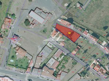 Terreno residencial en venta en Rúa Agueiros 51