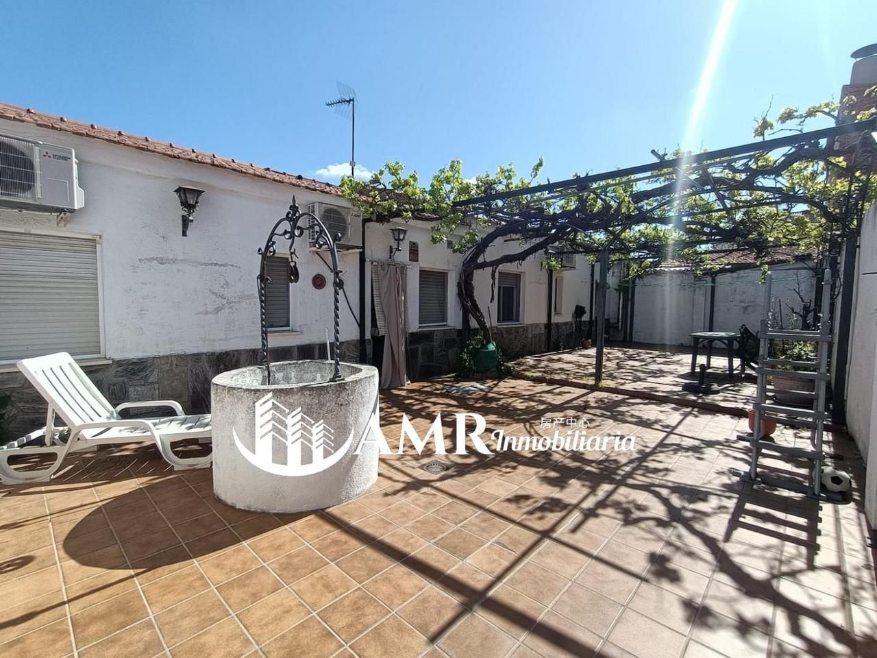 Terrace of House or chalet for sale in Yuncos  with Air Conditioner, Heating and Private garden