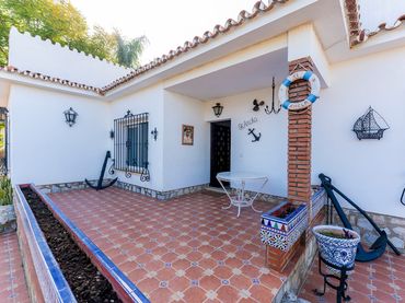 Xalet amb piscina en venda a Manantiales - Lagar - Cortijo