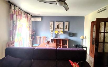 Living room of Flat for sale in Palma del Río  with Air Conditioner, Storage room and Balcony