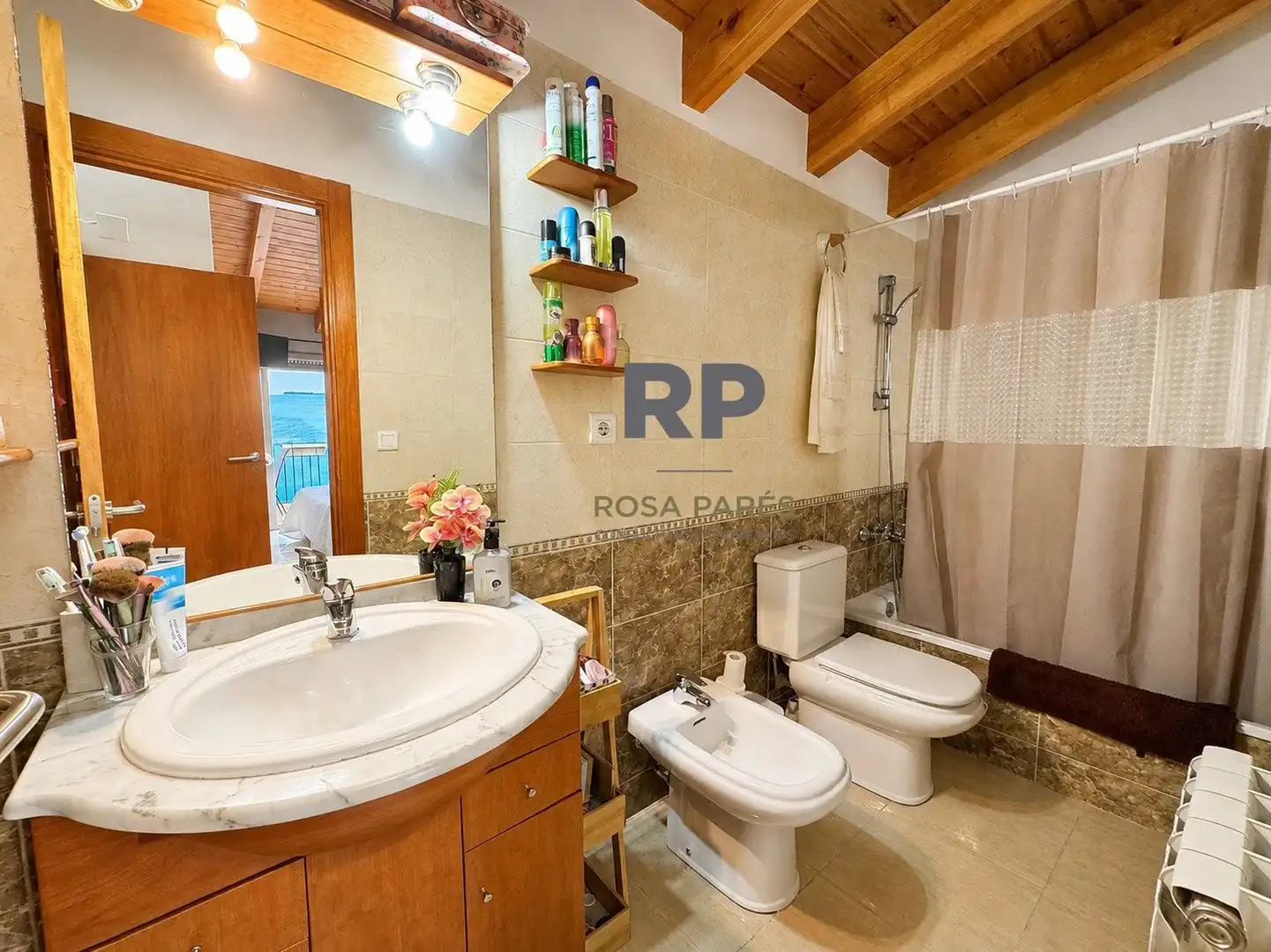 Baño de Dúplex en venta en Centelles con Calefacción y Terraza