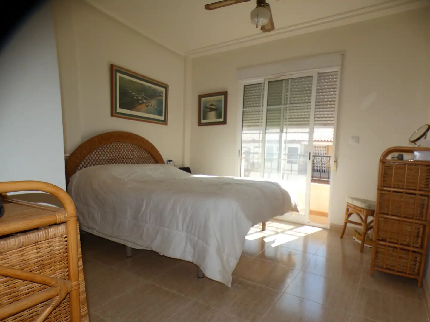 Habitación de Casa adosada en venta en San Pedro del Pinatar con Aire acondicionado, Jardín privado y Amueblado