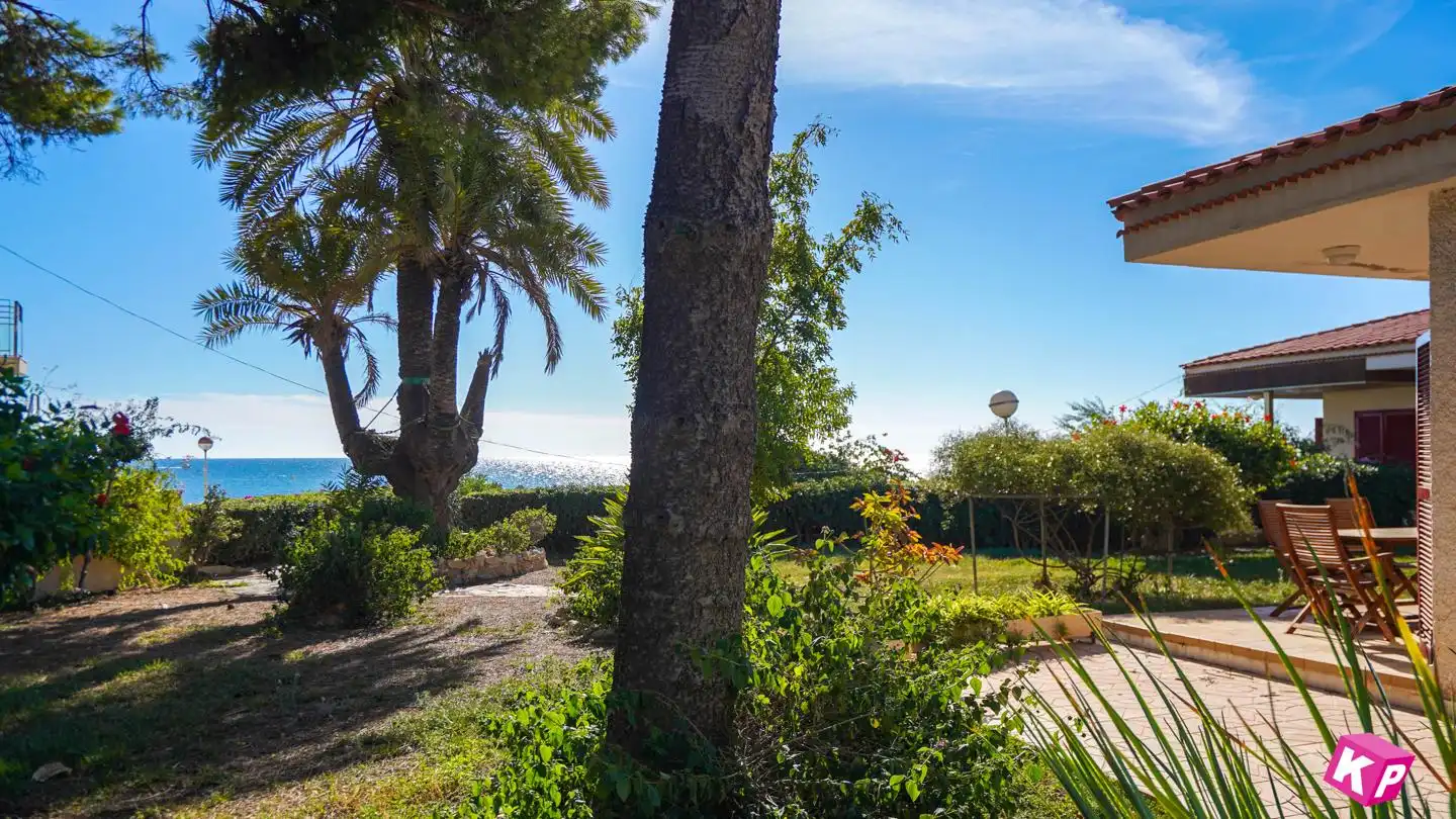 Casa amb jardí en venda a Santiago Bernabéu