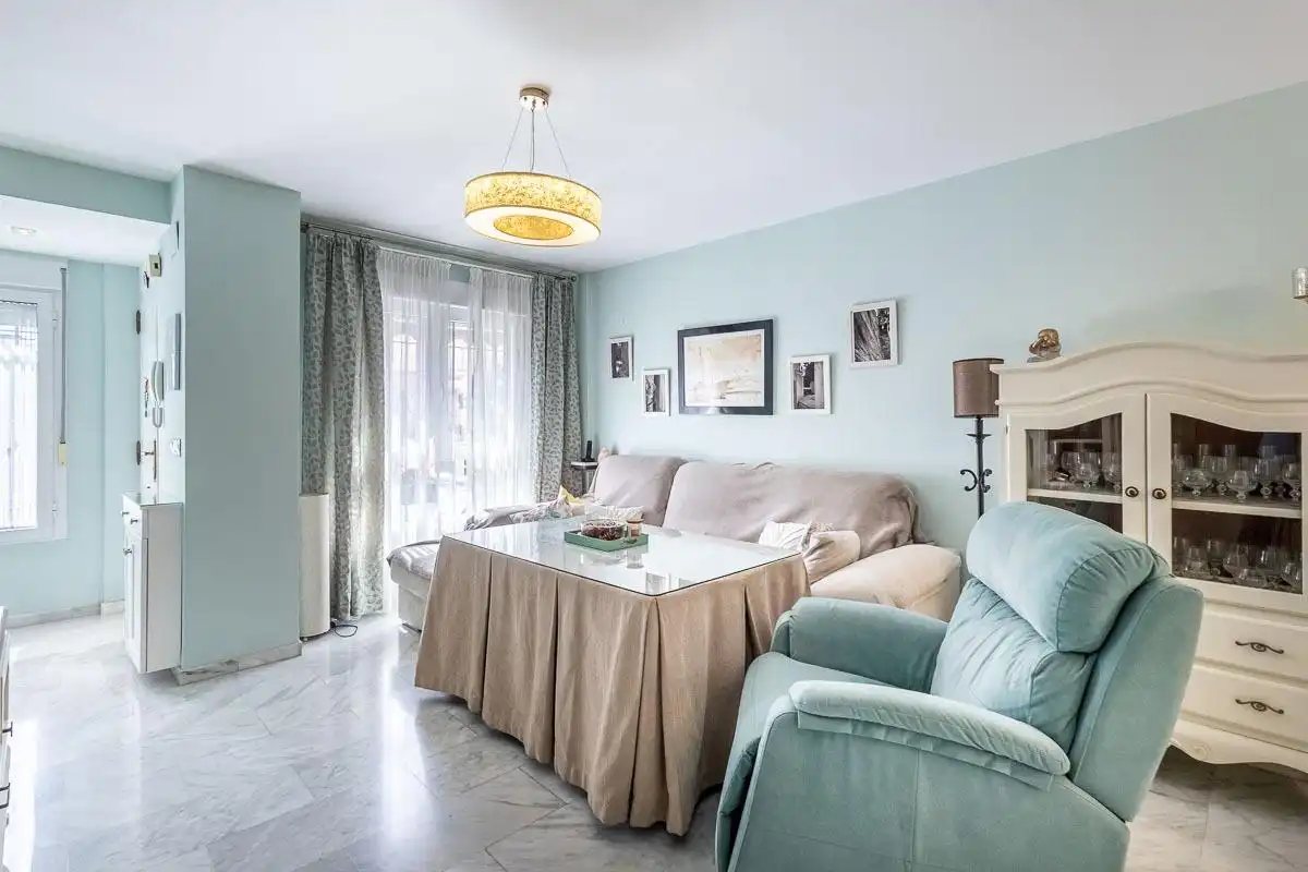 Casa adosada en venta en Calle CLARA CAMPOAMOR, Atarfe