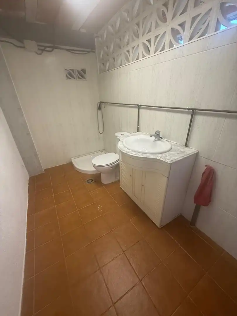Bany de Casa o xalet en venda en Vallgorguina amb Calefacció, Terrassa i Piscina
