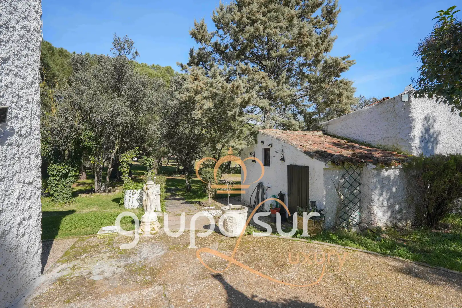 Houses for sale in Carretera Villanueva, 8, Puente Duero