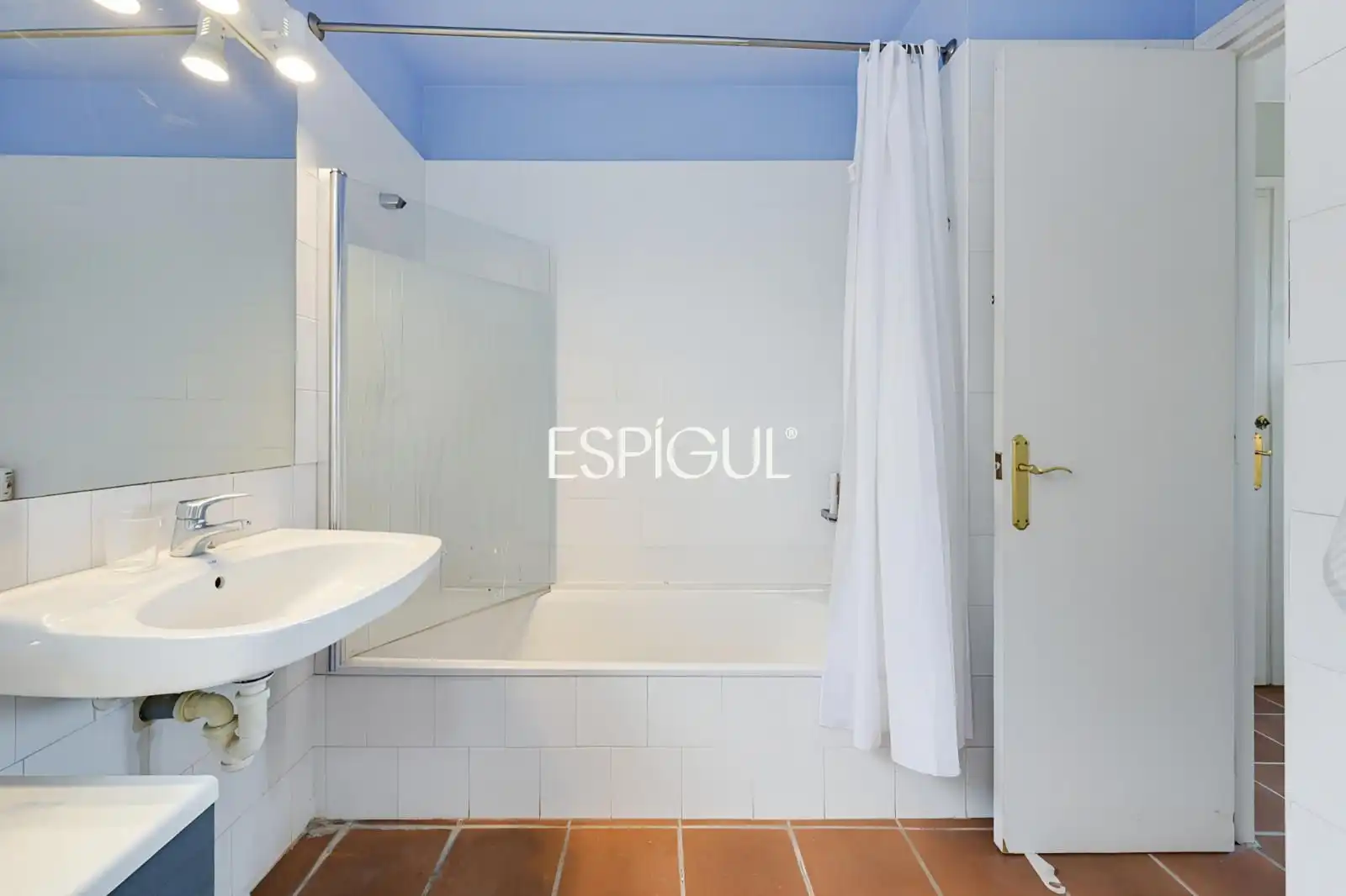 Baño de Casa adosada en venta en Albons con Aire acondicionado, Calefacción y Jardín privado