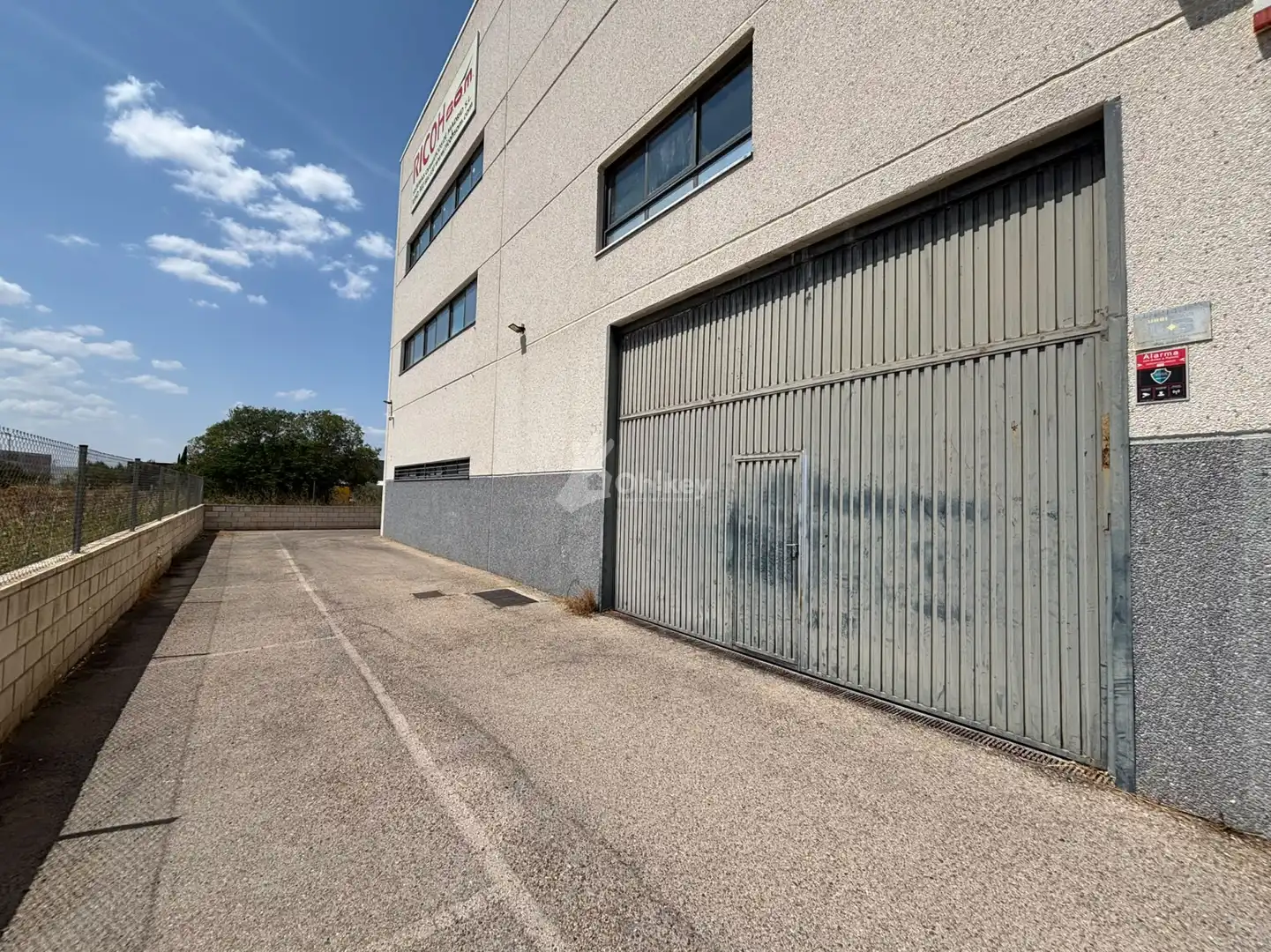 Nave industrielle à vendre à Montserrat - Parque Empresarial