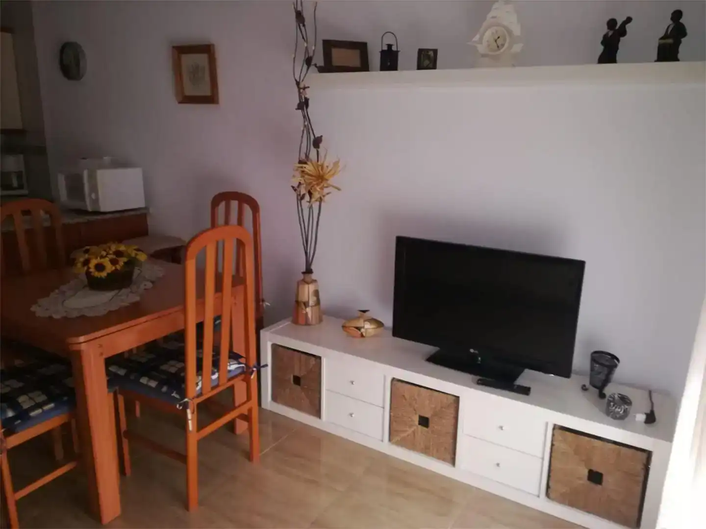 Wohnzimmer von Wohnungen zur Miete in Barbate