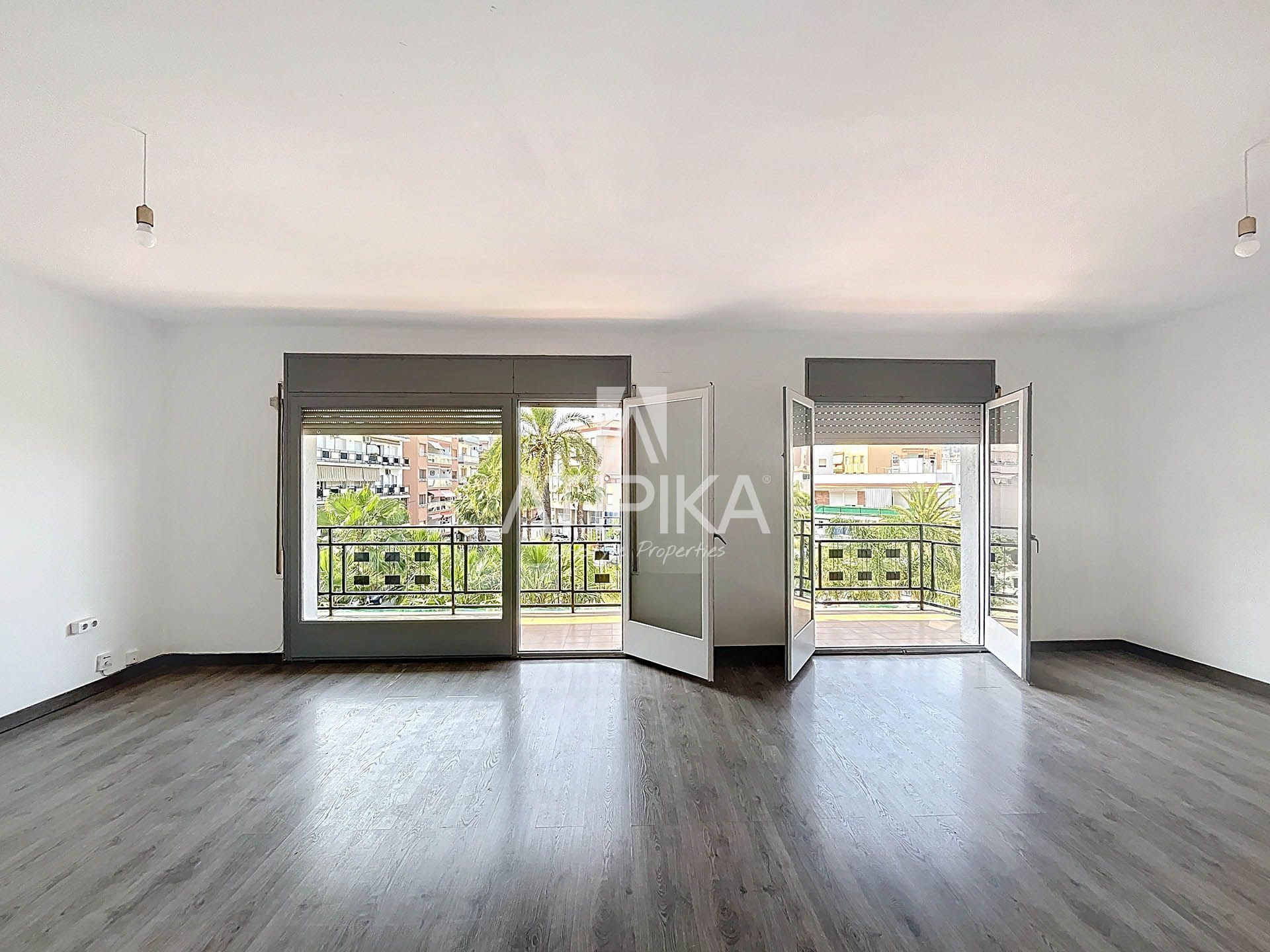 Piso en venta en Moragas i Barret, Centre