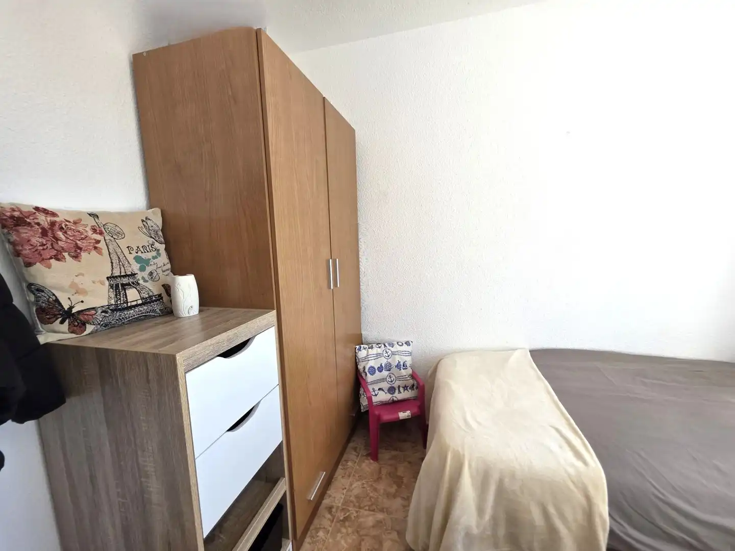 Dormitori de Casa adosada en venda en Santa Pola amb Aire condicionat, Calefacció i Jardí privat