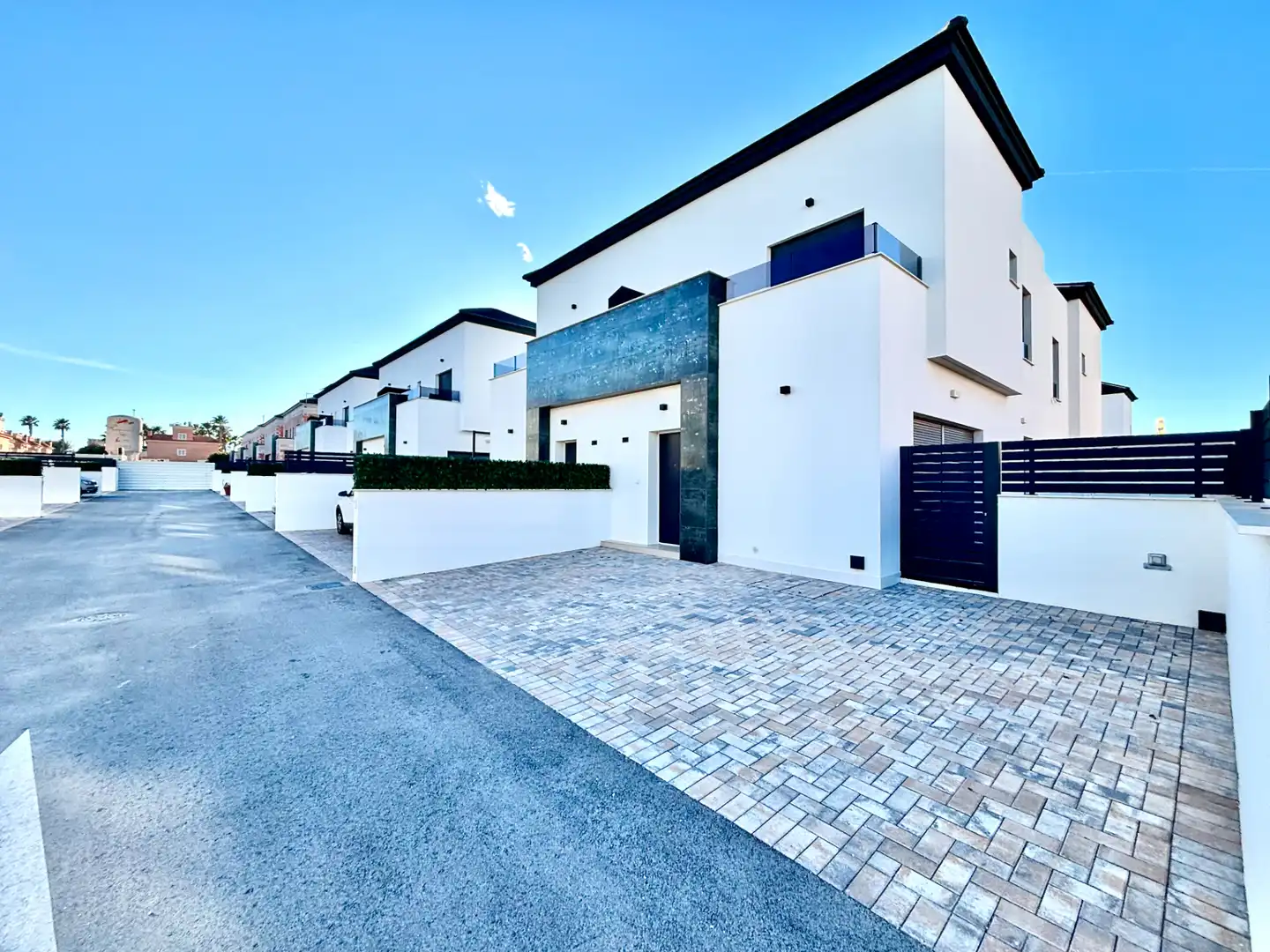 Chalet con piscina en venta en Gran Alacant