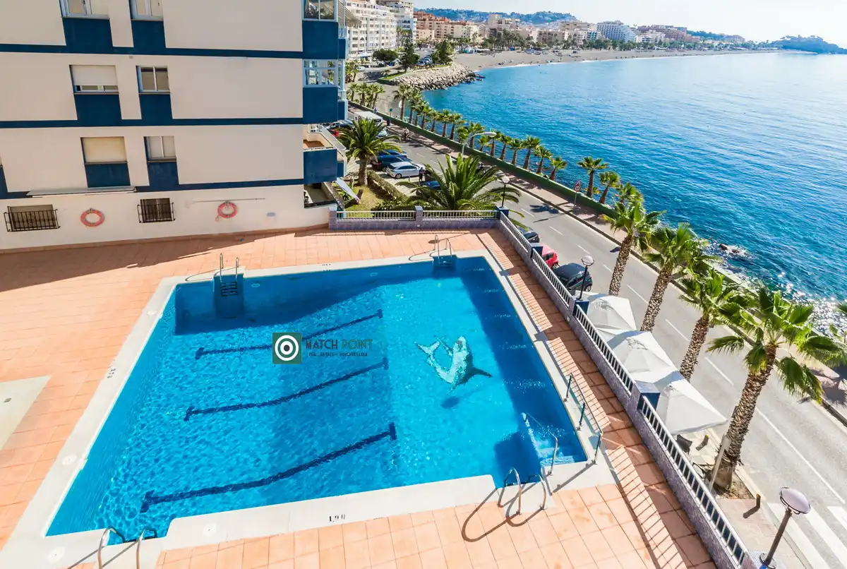Swimming pool of Flat for rent in Almuñécar  with Furnished