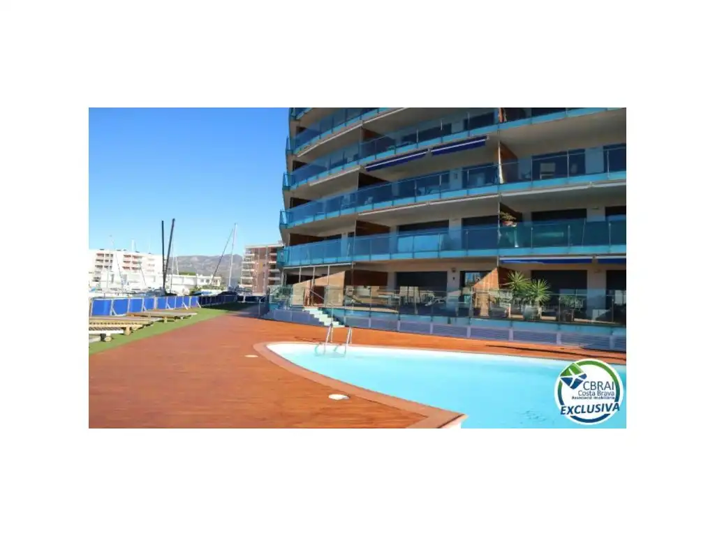 Piso con ascensor en venta en Calle Del Cap De La Gola 28-A, imagen 2