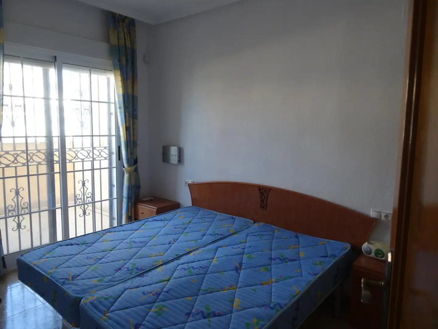 Habitación de Casa adosada en venta en Orihuela