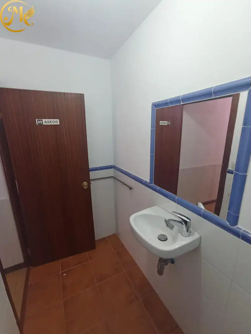 Bathroom of Commercial properties for rent in Santander