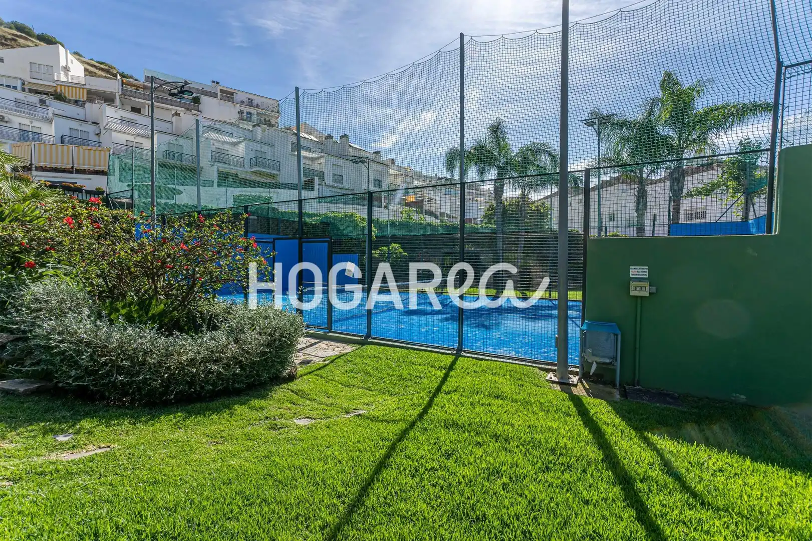 Piscina de Casa adosada en venta en Málaga con Aire acondicionado, Calefacción y Terraza