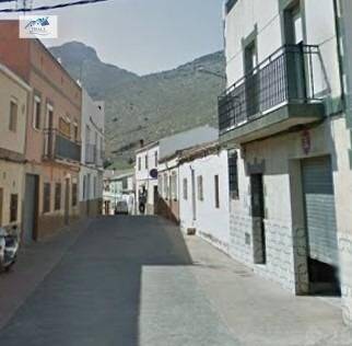 Piso en Venta en Calle SAN SEBASTIAN en Ctra. Circunvalación - La Magdalena