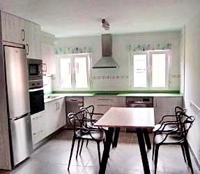 Kitchen of Flat to rent in Colindres  with Heating, Furnished and Oven