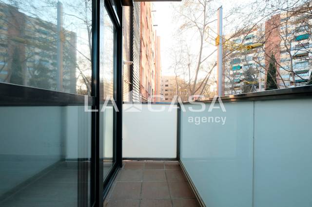 Piso en Venta en Passeig d'Urrutia en El Turó de la Peira