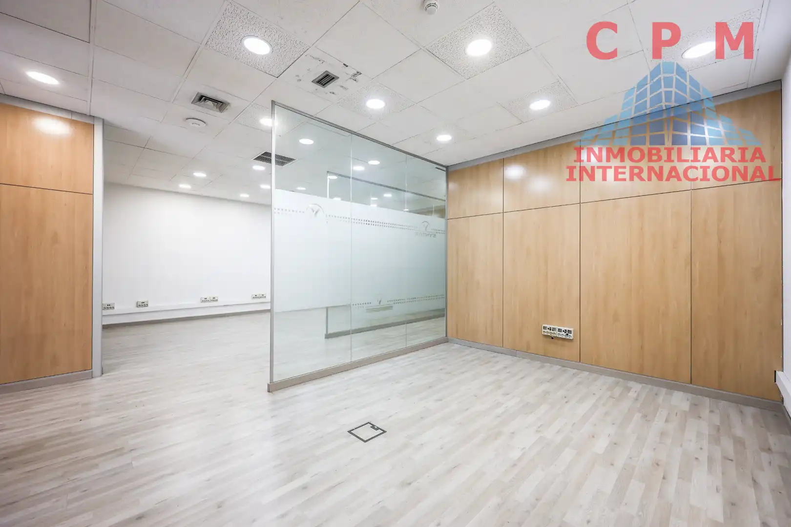Office for sale in Usera