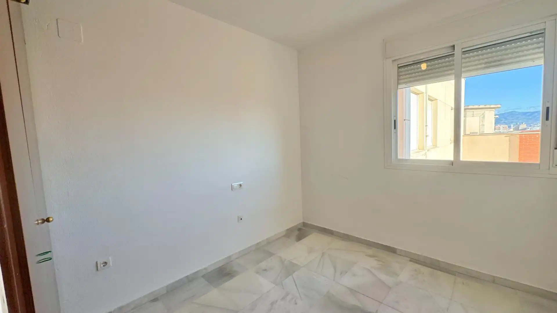 Dachboden zur Miete in Málaga mit Klimaanlage, Heizung und Terrasse