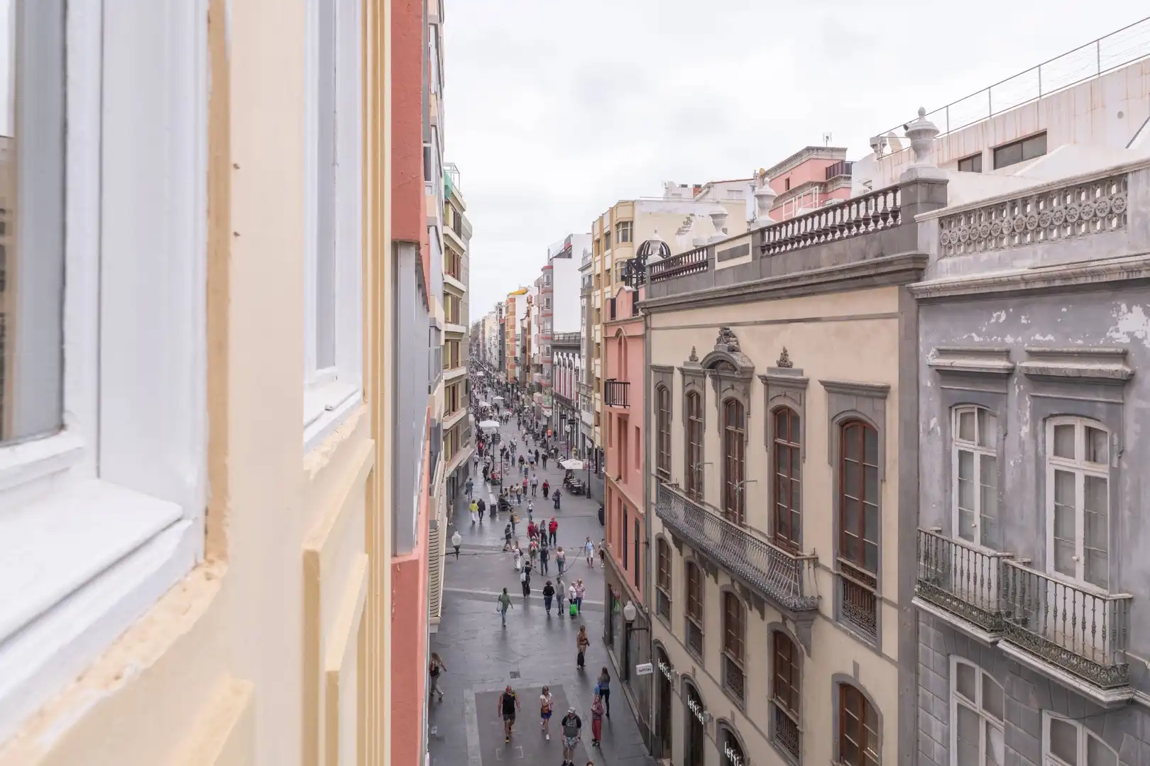 Vista exterior de Àtic en venda en Las Palmas de Gran Canaria amb Aire condicionat, Calefacció i Terrassa